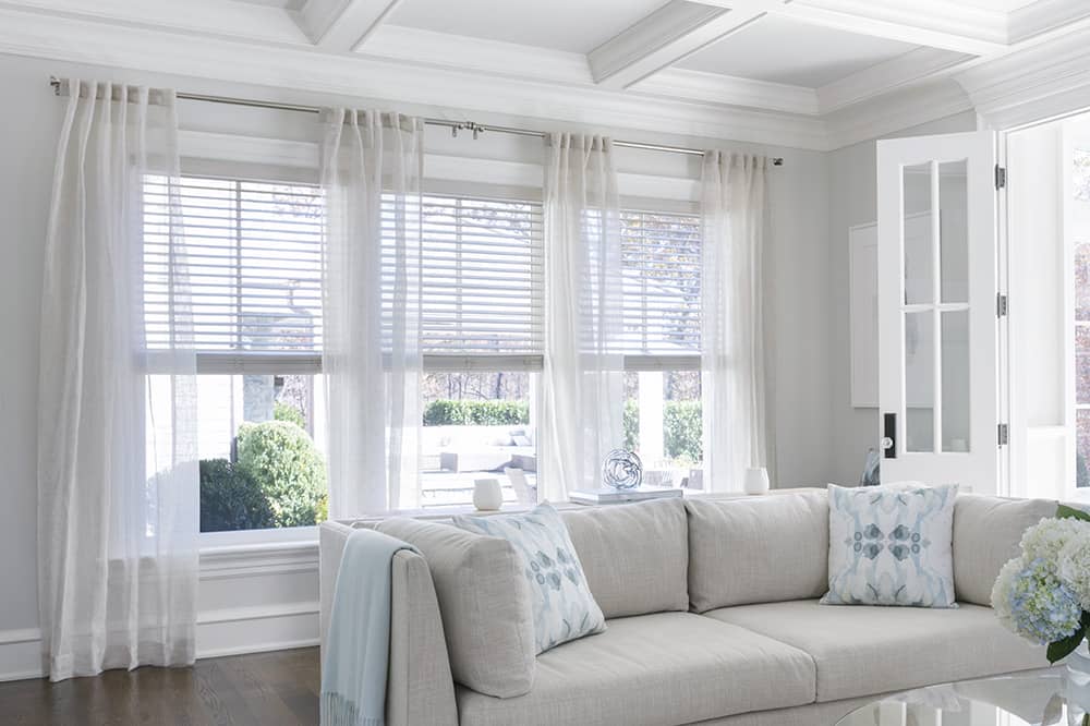 window blinds and curtains